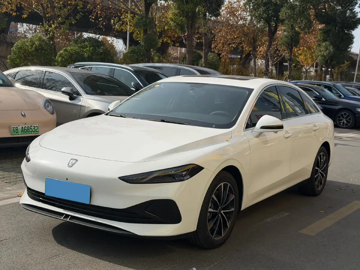 2025 Roewe D7 1.5L 112HP L4 1DHT PHEV 19.7KWH