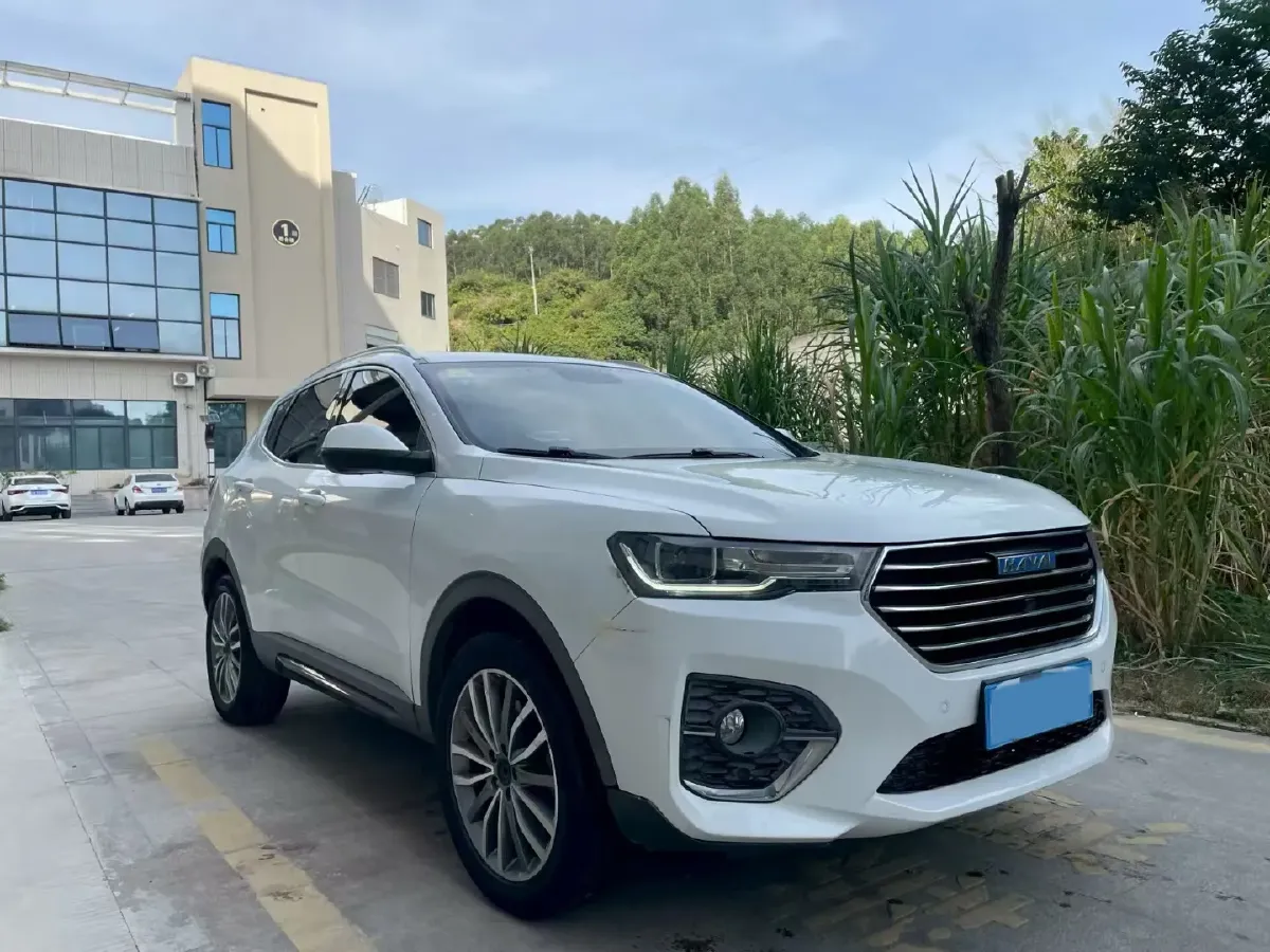 2018 Haval H4 1.5T 169HP L4 7DCT,autocango,china used car exporter,china ev exporter,chinese used car exporter,chinese used ev exporter