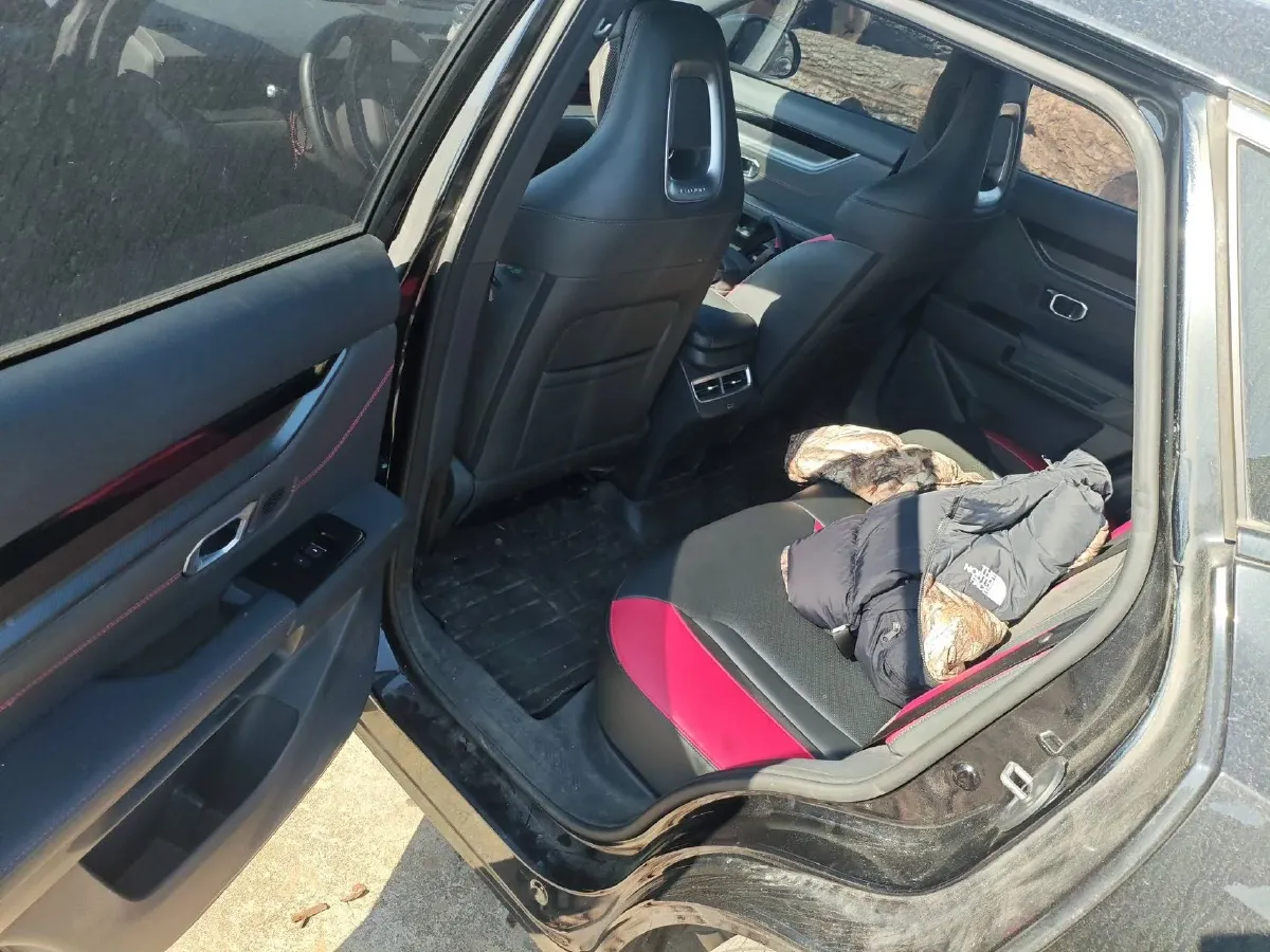 2023 Jetour DASHING 1.5T 156HP L4 6DCT,autocango,china used car exporter,china ev exporter,chinese used car exporter,chinese used ev exporter