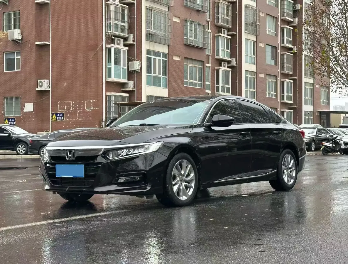2018 Honda Accord 1.5T 194HP L4 CVT,autocango,china used car exporter,china ev exporter,chinese used car exporter,chinese used ev exporter