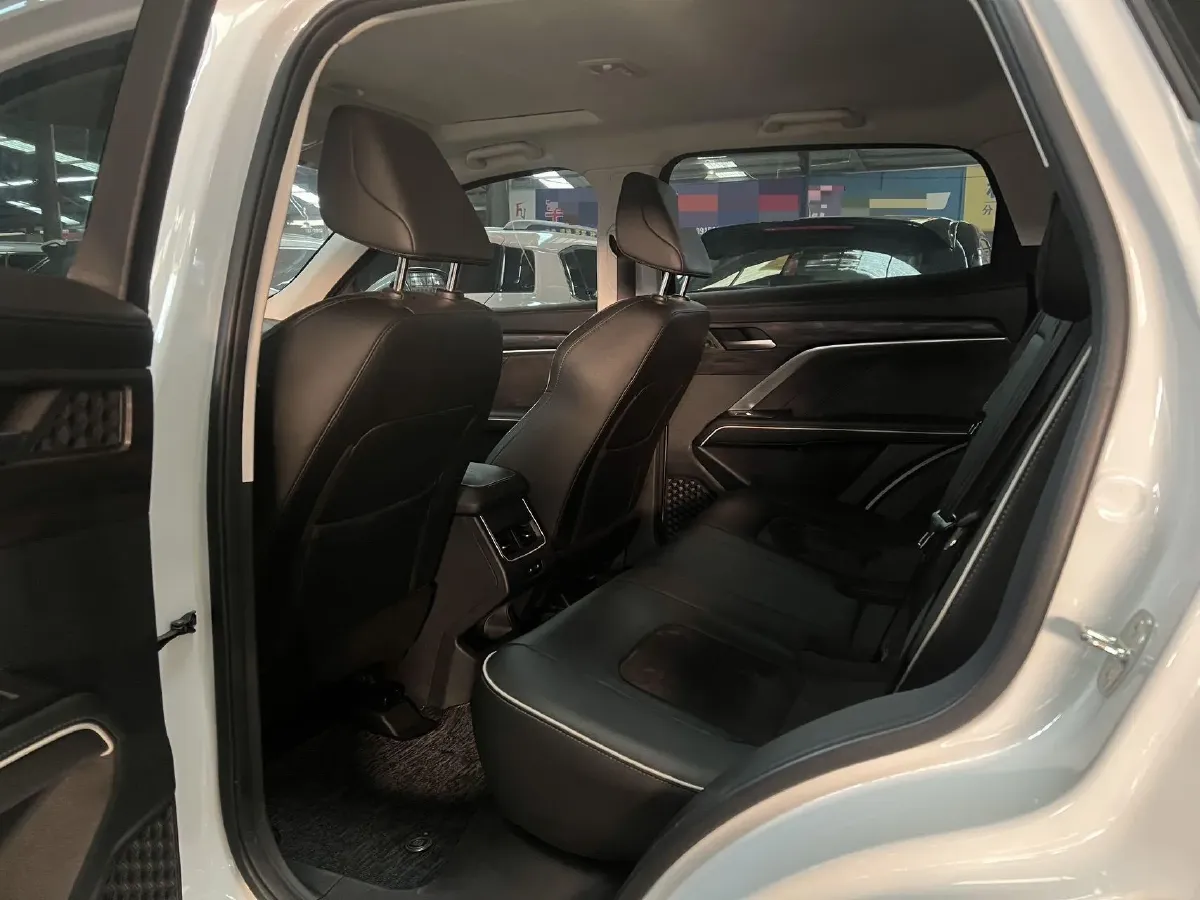 2025 Haval H6 1.5T 150HP L4 7DCT,autocango,china used car exporter,china ev exporter,chinese used car exporter,chinese used ev exporter