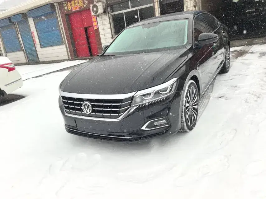 2019 Volvo V40 1.5T 152HP L4 6AT