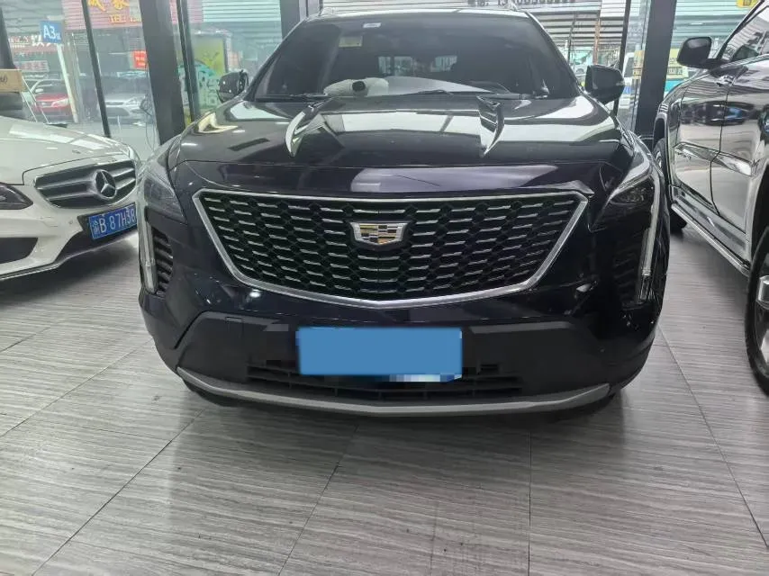 2022 Cadillac XT4 2.0T 237HP L4 9AT,autocango,china used car exporter,china ev exporter,chinese used car exporter,chinese used ev exporter