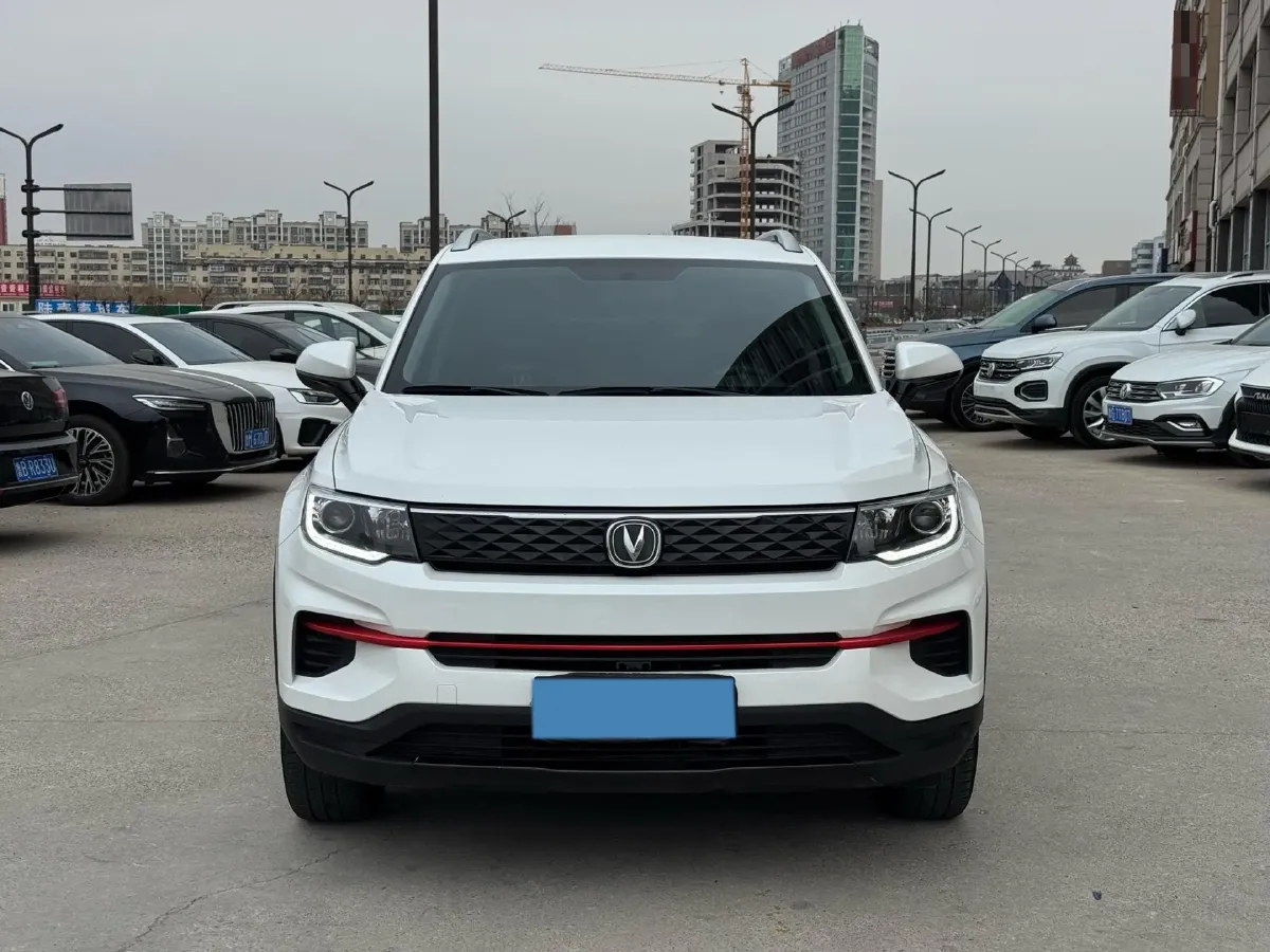 2021 ChangAn CS35 Plus 1.6L 128HP L4 CVT,autocango,china used car exporter,china ev exporter,chinese used car exporter,chinese used ev exporter