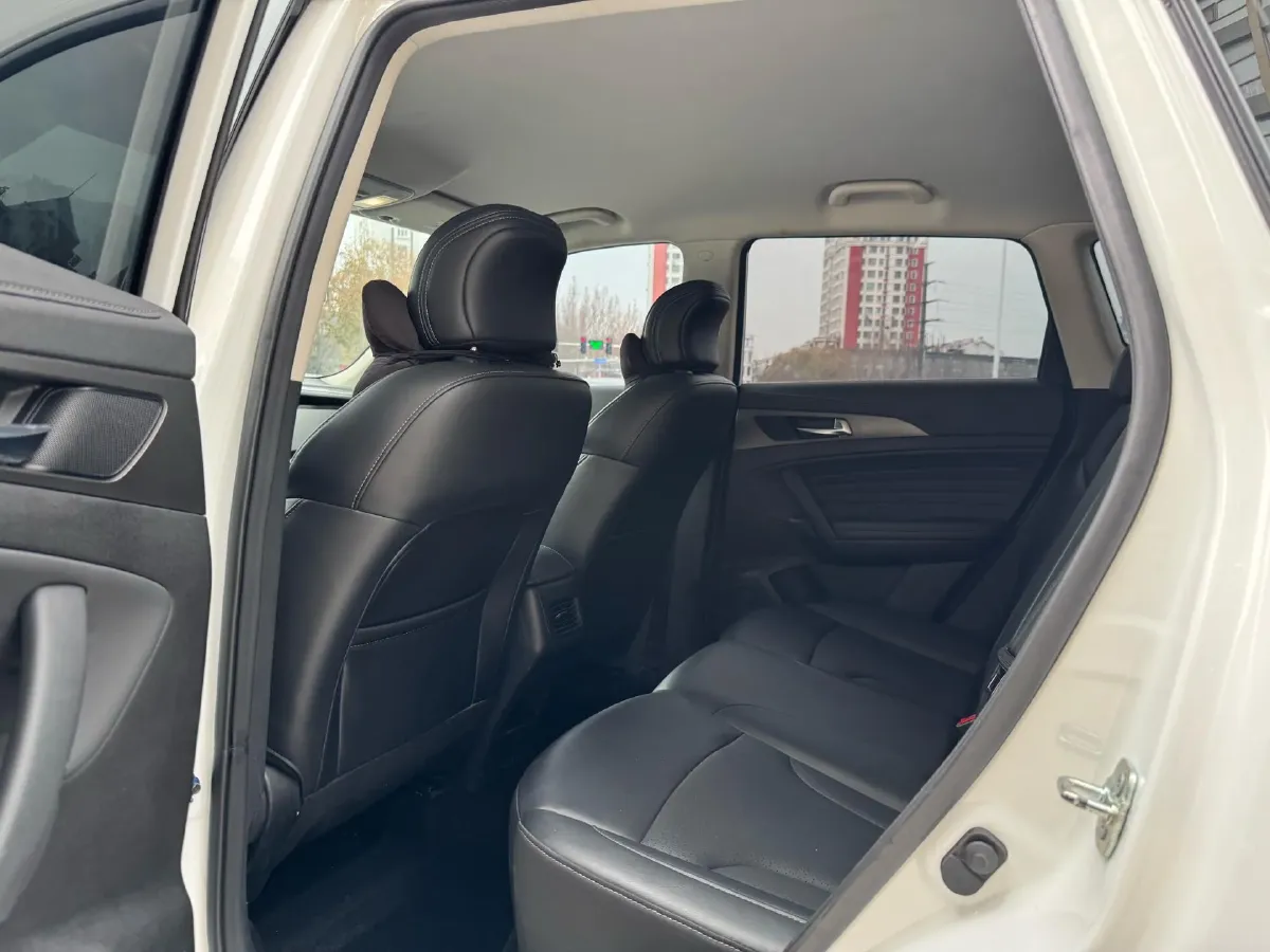 2021 ChangAn CS35 Plus 1.6L 128HP L4 CVT,autocango,china used car exporter,china ev exporter,chinese used car exporter,chinese used ev exporter