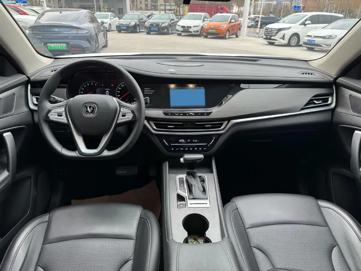2021 ChangAn CS35 Plus 1.6L 128HP L4 CVT,autocango,china used car exporter,china ev exporter,chinese used car exporter,chinese used ev exporter