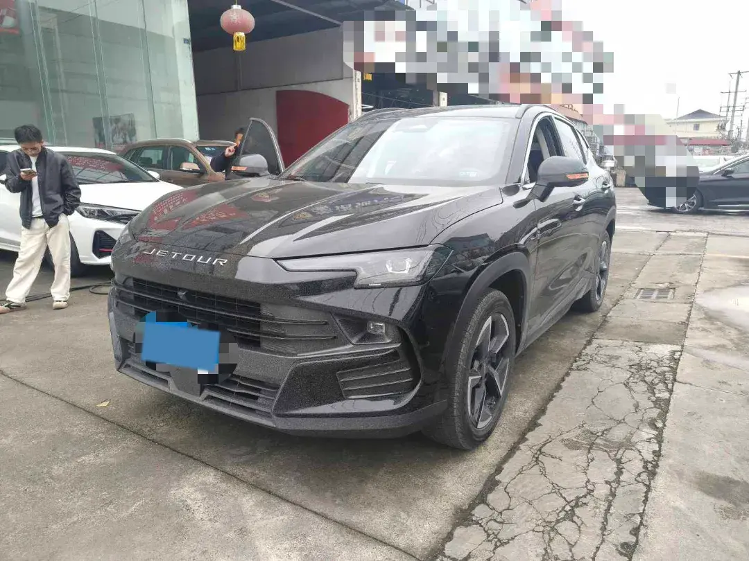 2025 Jetour DASHING 1.5T 184HP L4 7DCT
