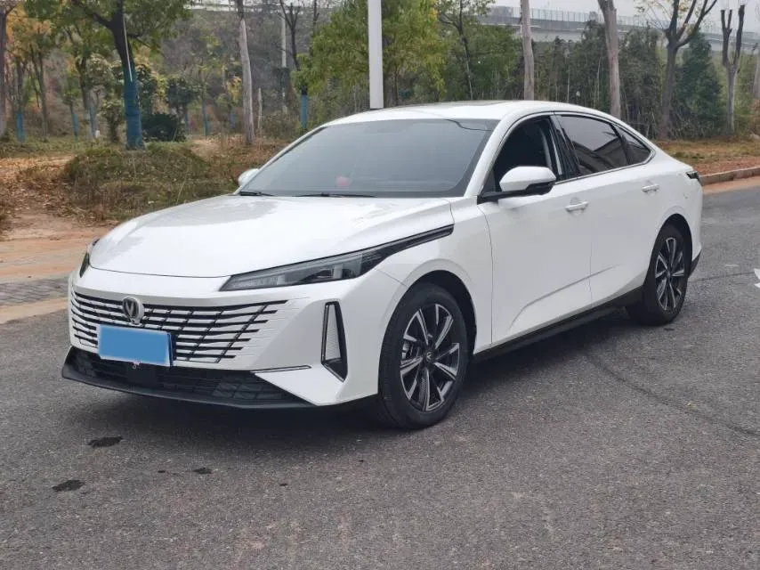 2024 ChangAn Eado 1.5T 170HP L4 7DCT,autocango,china used car exporter,china ev exporter,chinese used car exporter,chinese used ev exporter