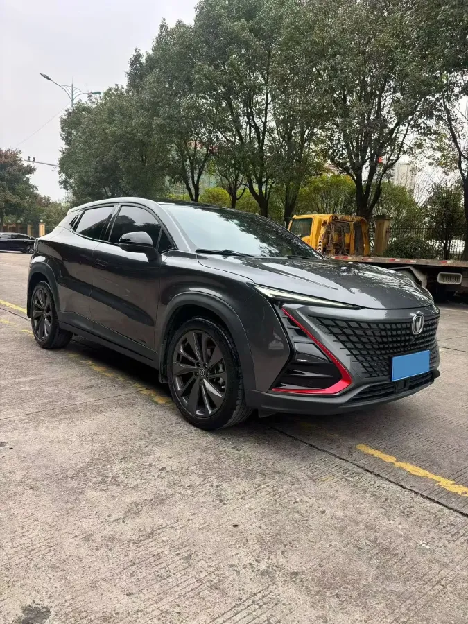 2020 ChangAn UNI-T 1.5T 180HP L4 7DCT,autocango,china used car exporter,china ev exporter,chinese used car exporter,chinese used ev exporter