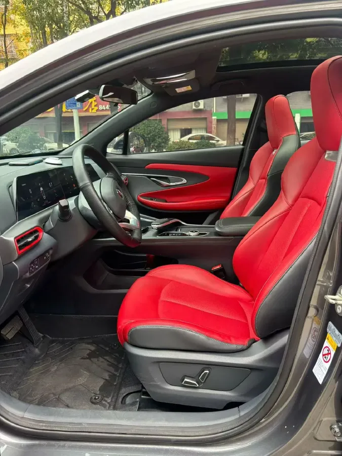 2020 ChangAn UNI-T 1.5T 180HP L4 7DCT,autocango,china used car exporter,china ev exporter,chinese used car exporter,chinese used ev exporter