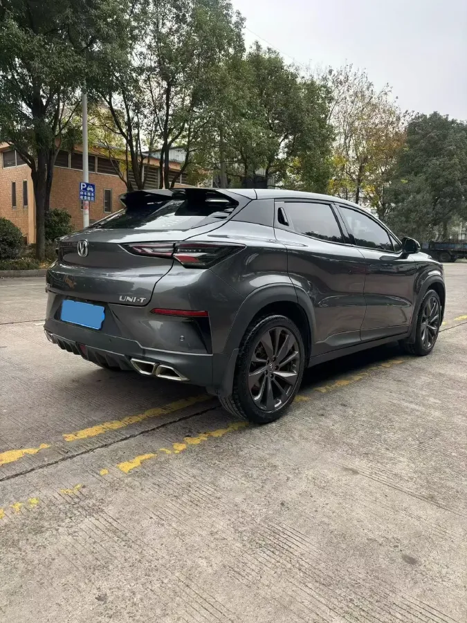 2020 ChangAn UNI-T 1.5T 180HP L4 7DCT,autocango,china used car exporter,china ev exporter,chinese used car exporter,chinese used ev exporter