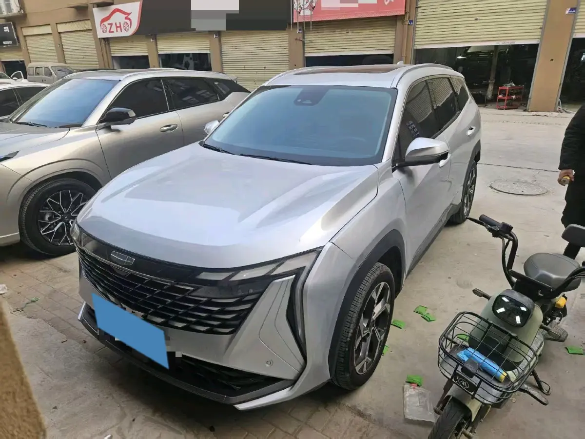 2024 Geely StarRay 1.5T 181HP L4 7DCT