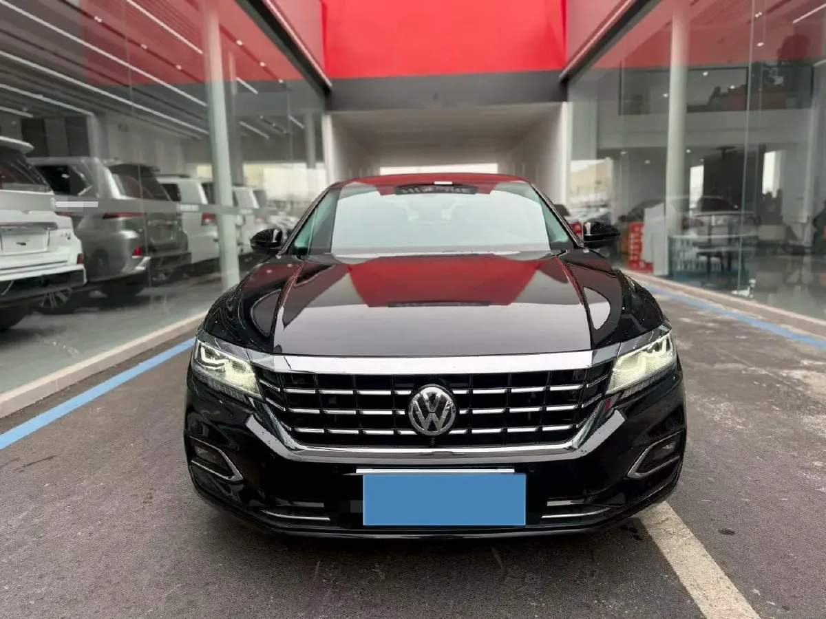 2019 Ford Taurus 2.0T 245HP L4 8AT,autocango,china used car exporter,china ev exporter,chinese used car exporter,chinese used ev exporter