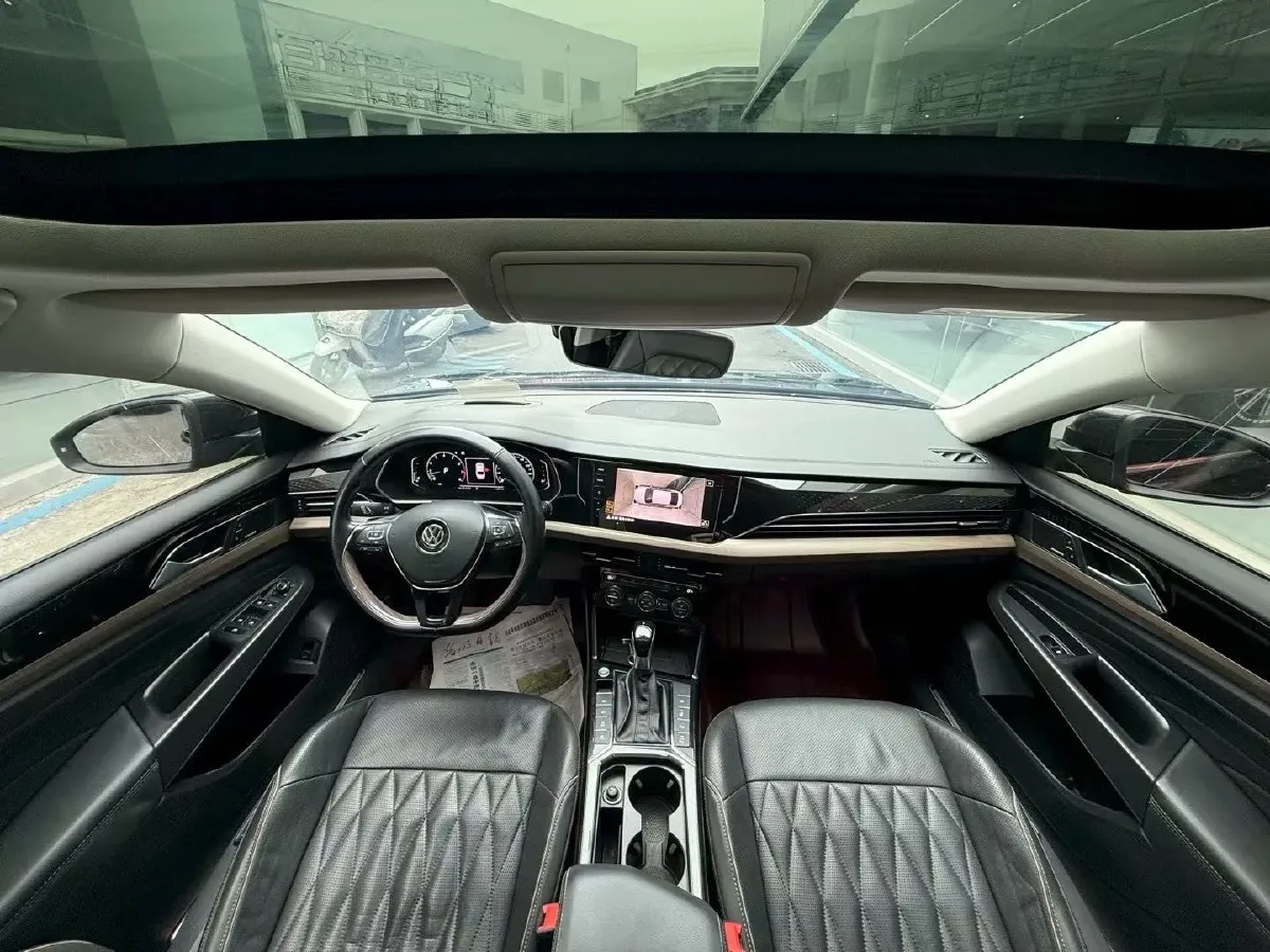 2019 Ford Taurus 2.0T 245HP L4 8AT,autocango,china used car exporter,china ev exporter,chinese used car exporter,chinese used ev exporter