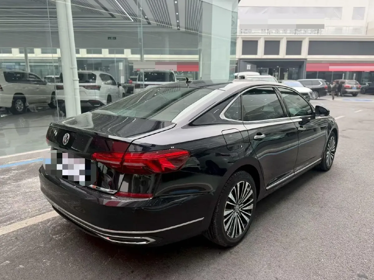 2019 Ford Taurus 2.0T 245HP L4 8AT,autocango,china used car exporter,china ev exporter,chinese used car exporter,chinese used ev exporter