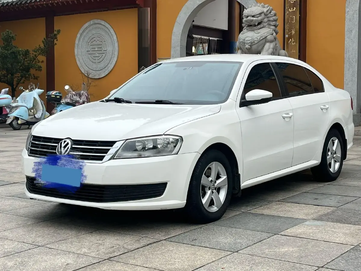 2013 Volkswagen Lavida 1.6L 110HP L4 6AT