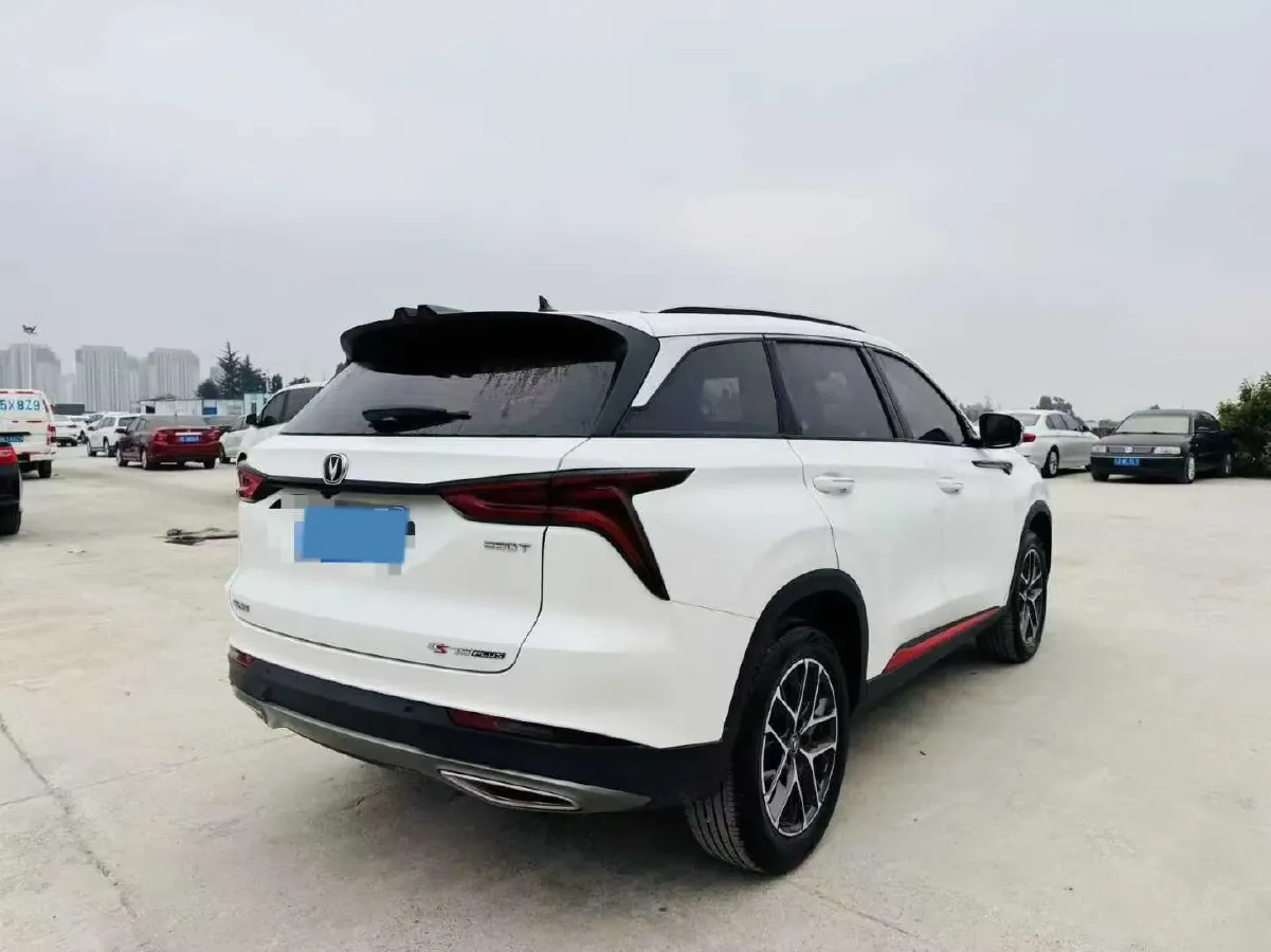 2022 ChangAn CS75 Plus 1.5T 178HP L4 6AT,autocango,china used car exporter,china ev exporter,chinese used car exporter,chinese used ev exporter