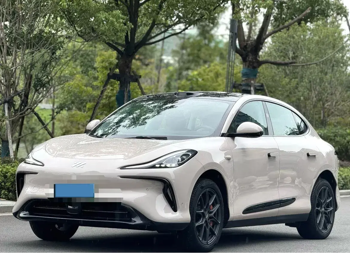 2025 IM LS6 BEV 75KWH