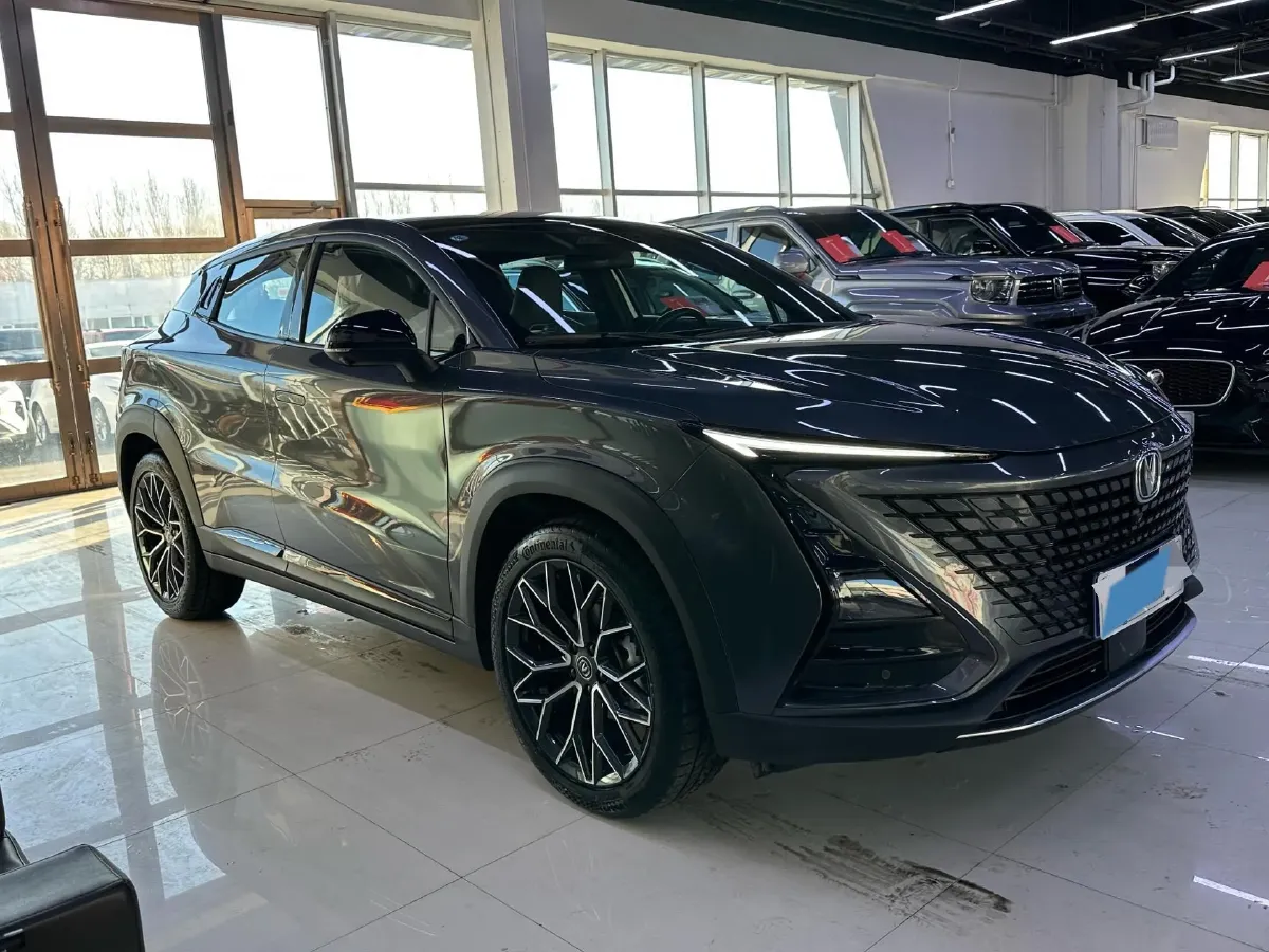 2022 ChangAn UNI-T 1.5T 188HP L4 7DCT,autocango,china used car exporter,china ev exporter,chinese used car exporter,chinese used ev exporter