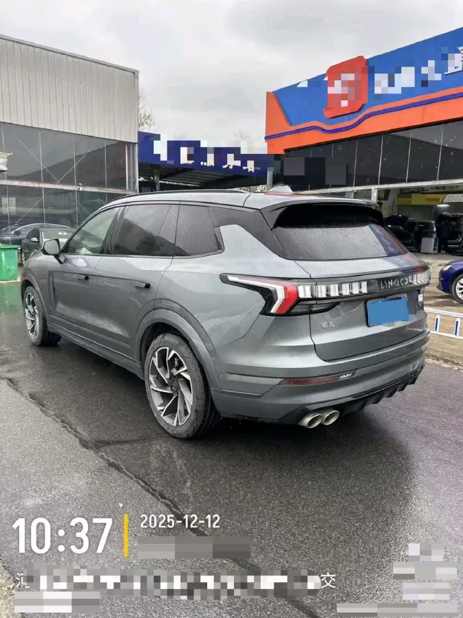 2021 Buick GL8 2.0T 237HP L4 9AT,autocango,china used car exporter,china ev exporter,chinese used car exporter,chinese used ev exporter