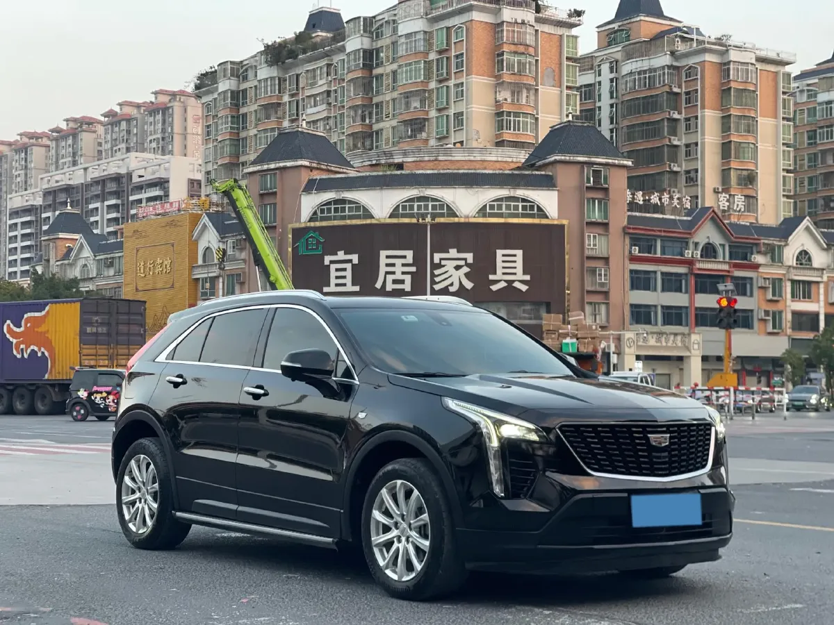 2022 Cadillac XT4 2.0T 237HP L4 9AT,autocango,china used car exporter,china ev exporter,chinese used car exporter,chinese used ev exporter