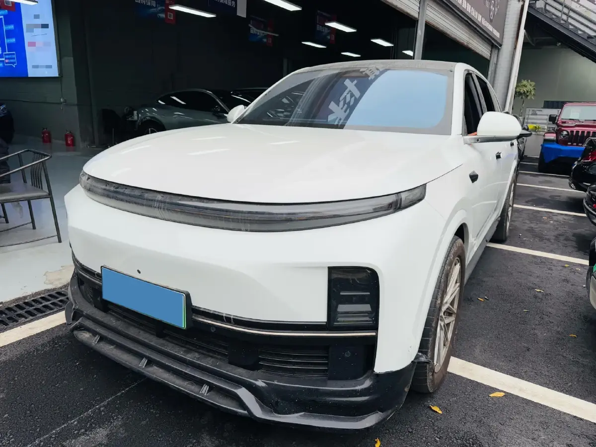 2023 Li L7 Range Extended 154HP REEV 40.9KWH