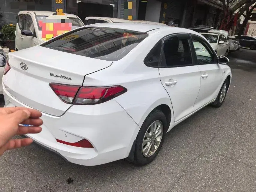 2020 Hyundai Celesta 1.6L 123HP L4 6AT,autocango,china used car exporter,china ev exporter,chinese used car exporter,chinese used ev exporter