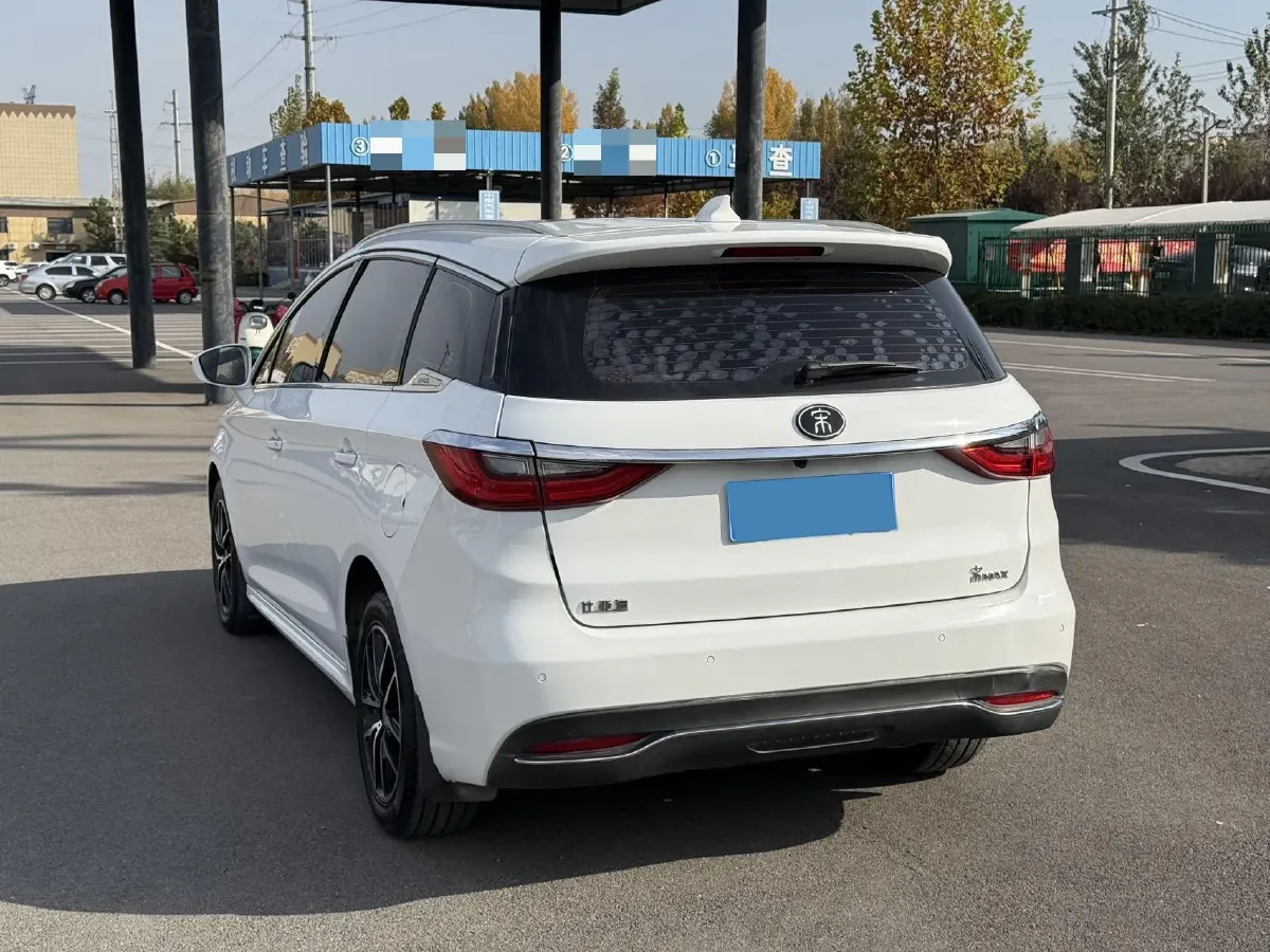 2017 BYD Song MAX 1.5T 154HP L4 6DCT,autocango,china used car exporter,china ev exporter,chinese used car exporter,chinese used ev exporter