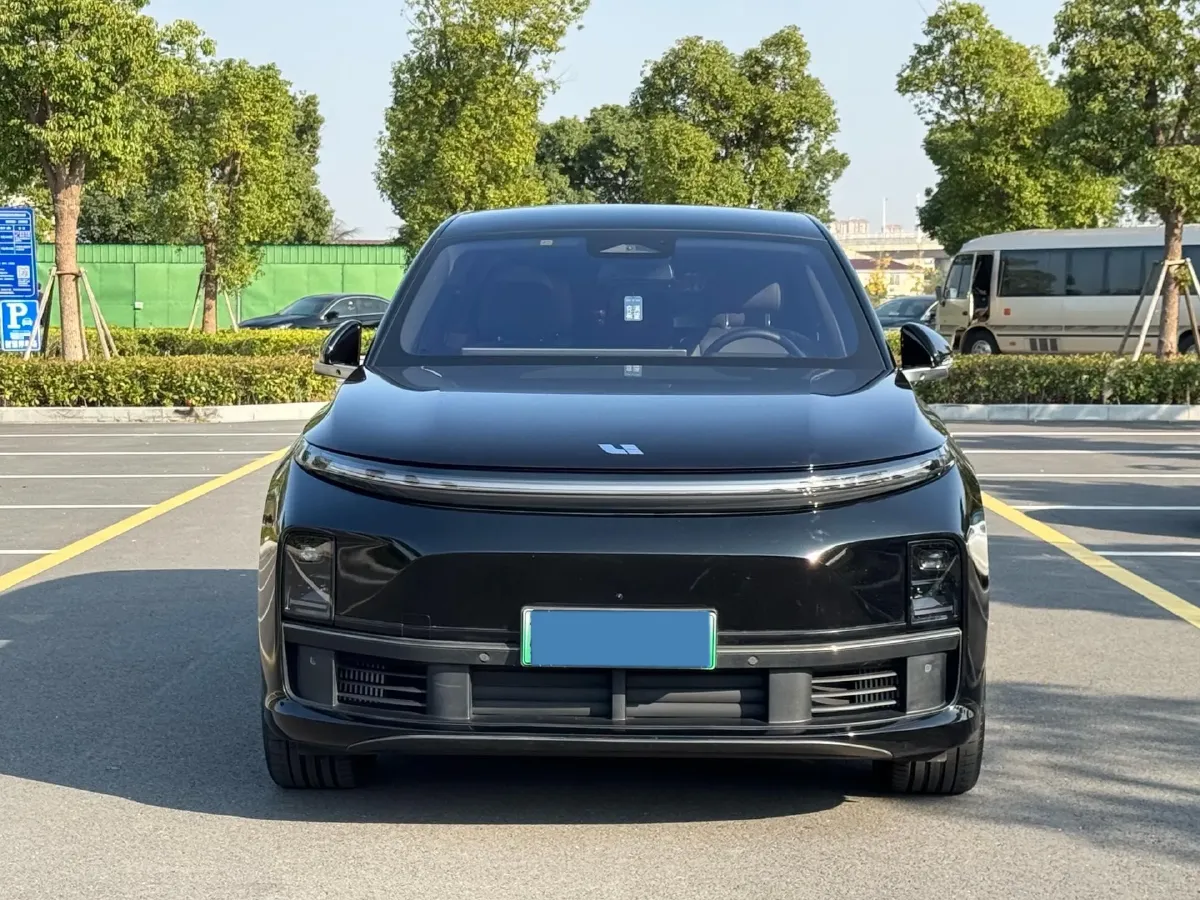 2024 Li L7 Range Extended 154HP REEV 42.8KWH,autocango,china used car exporter,china ev exporter,chinese used car exporter,chinese used ev exporter