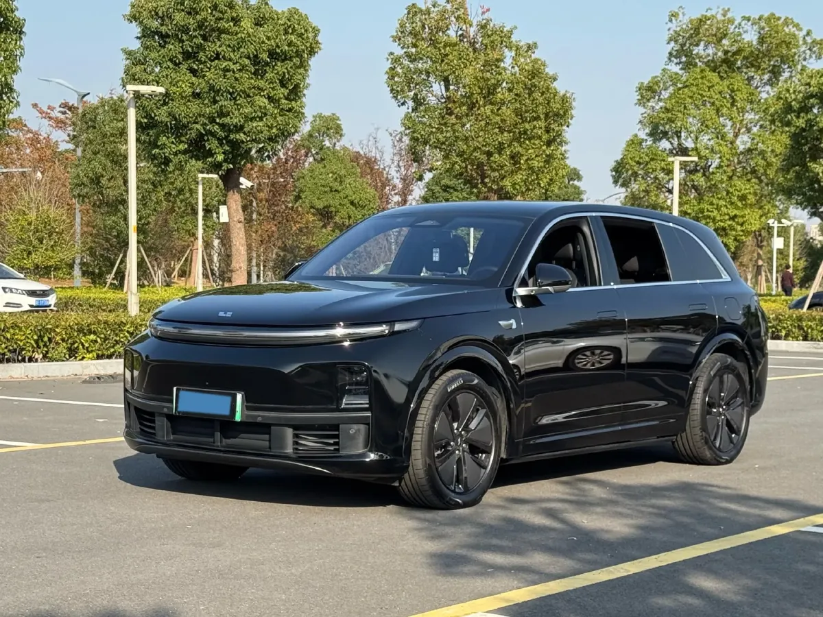 2024 Li L7 Range Extended 154HP REEV 42.8KWH,autocango,china used car exporter,china ev exporter,chinese used car exporter,chinese used ev exporter