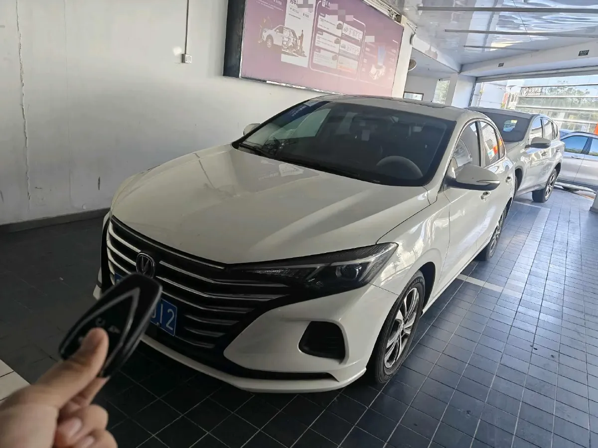 2020 ChangAn Eado 1.6L 128HP L4 5MT,autocango,china used car exporter,china ev exporter,chinese used car exporter,chinese used ev exporter