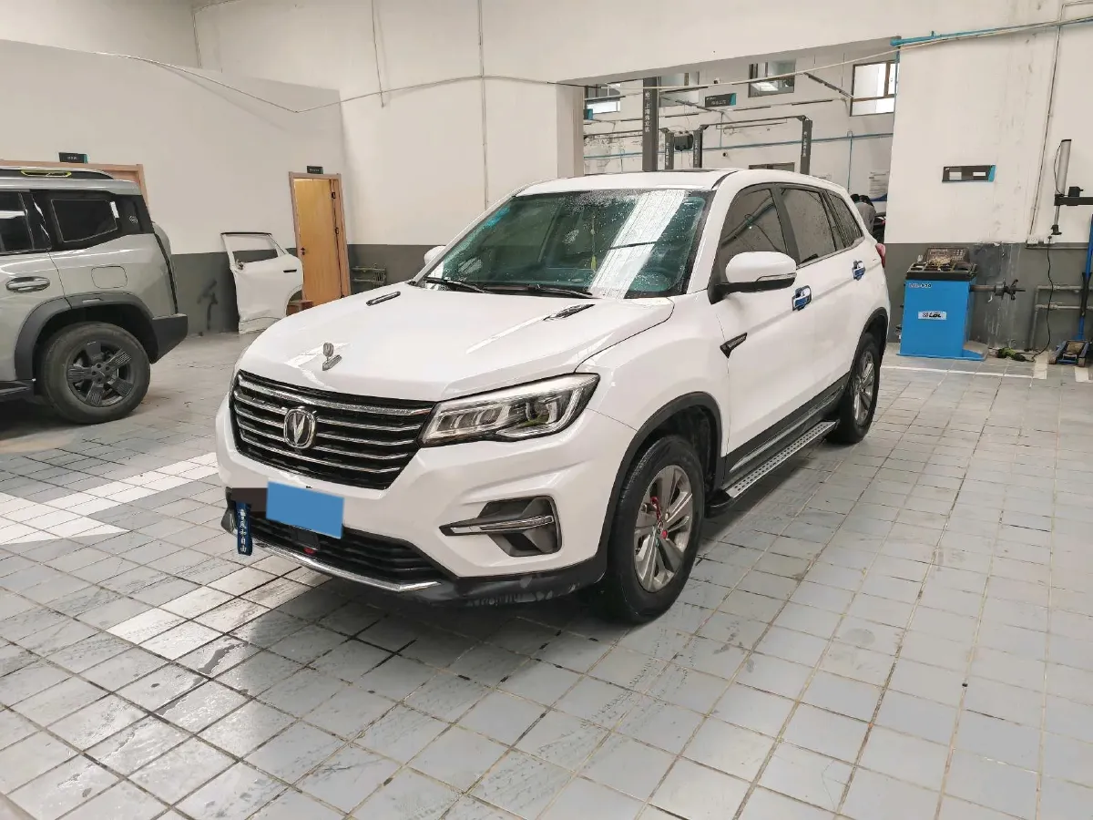 2020 ChangAn CS75 1.5T 178HP L4 6MT,autocango,china used car exporter,china ev exporter,chinese used car exporter,chinese used ev exporter
