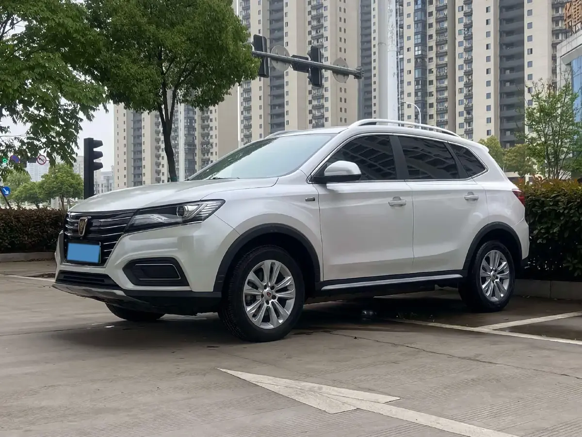 2016 Roewe RX5 2.0T 220HP L4 6DCT