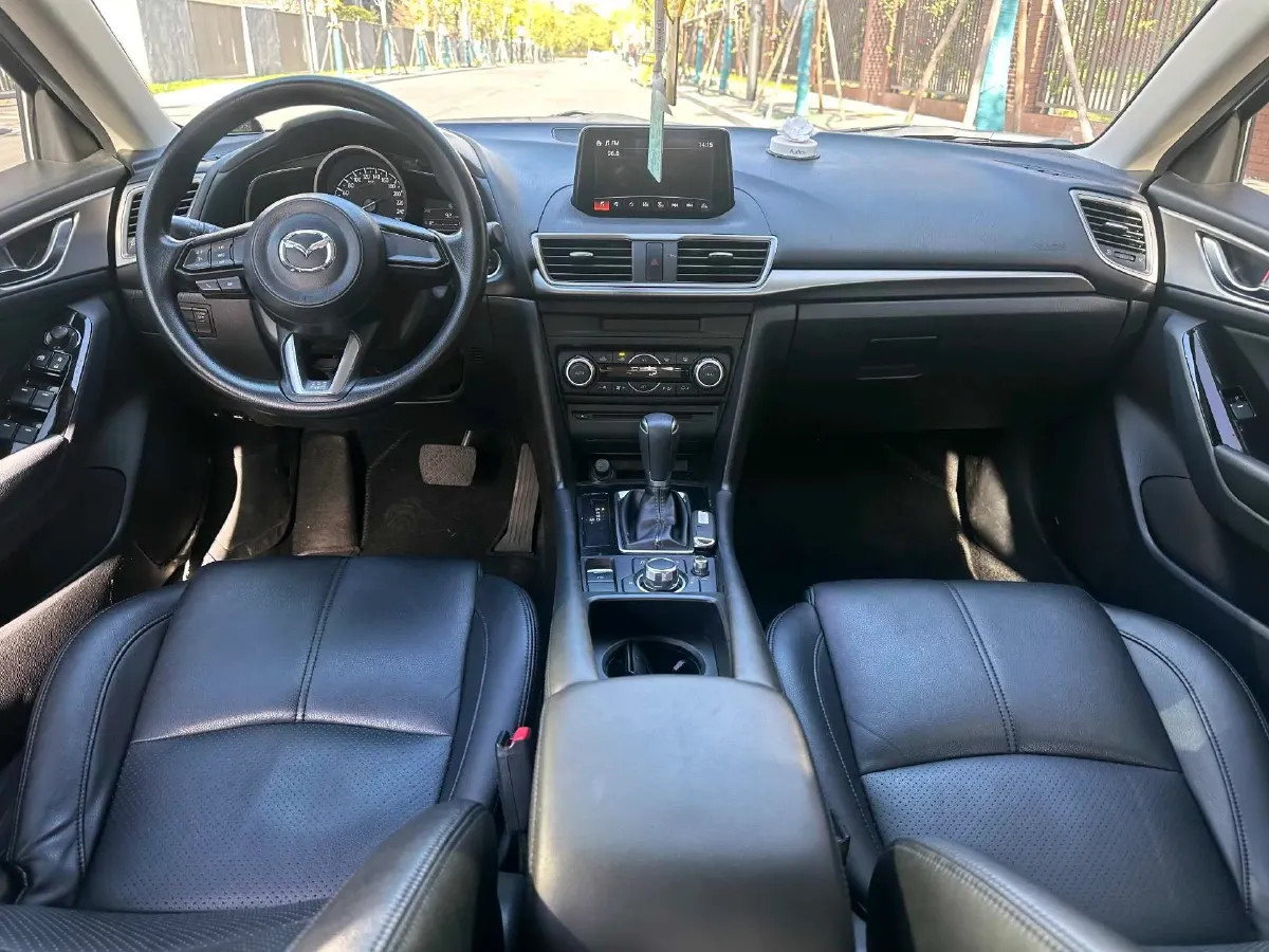 2017 Mazda 3 Axela 1.5L 117HP L4 6AT,autocango,china used car exporter,china ev exporter,chinese used car exporter,chinese used ev exporter