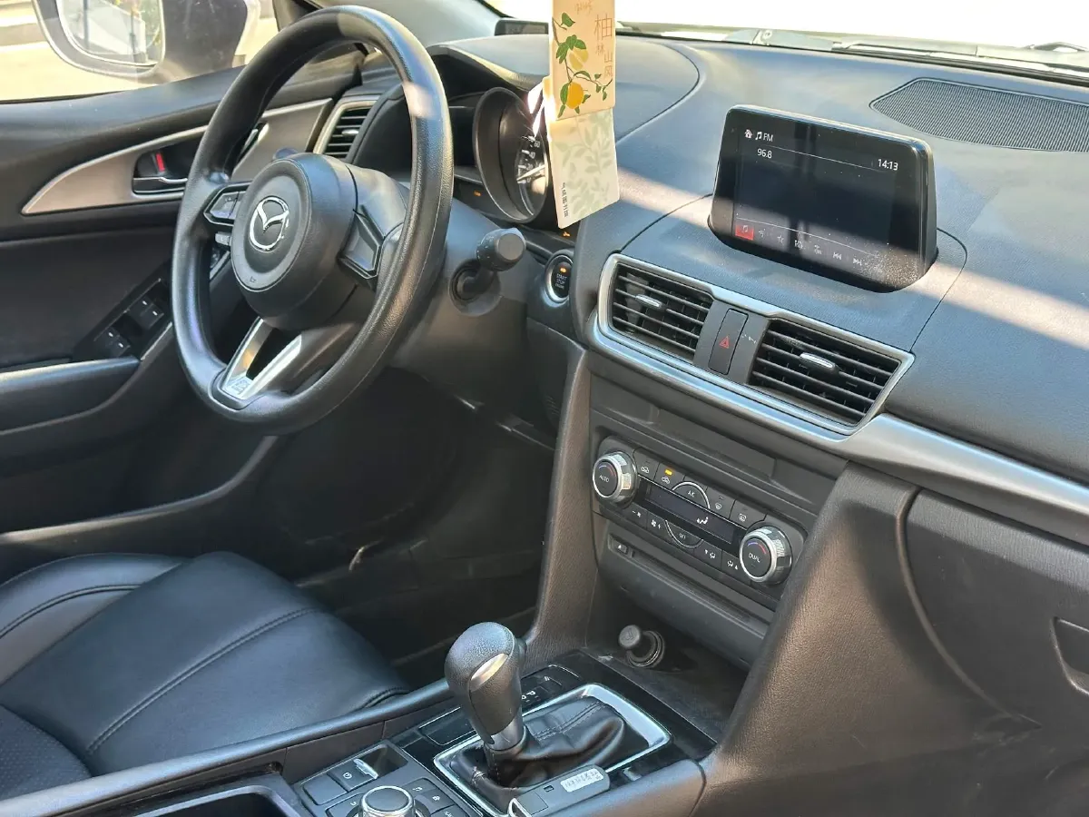 2017 Mazda 3 Axela 1.5L 117HP L4 6AT,autocango,china used car exporter,china ev exporter,chinese used car exporter,chinese used ev exporter