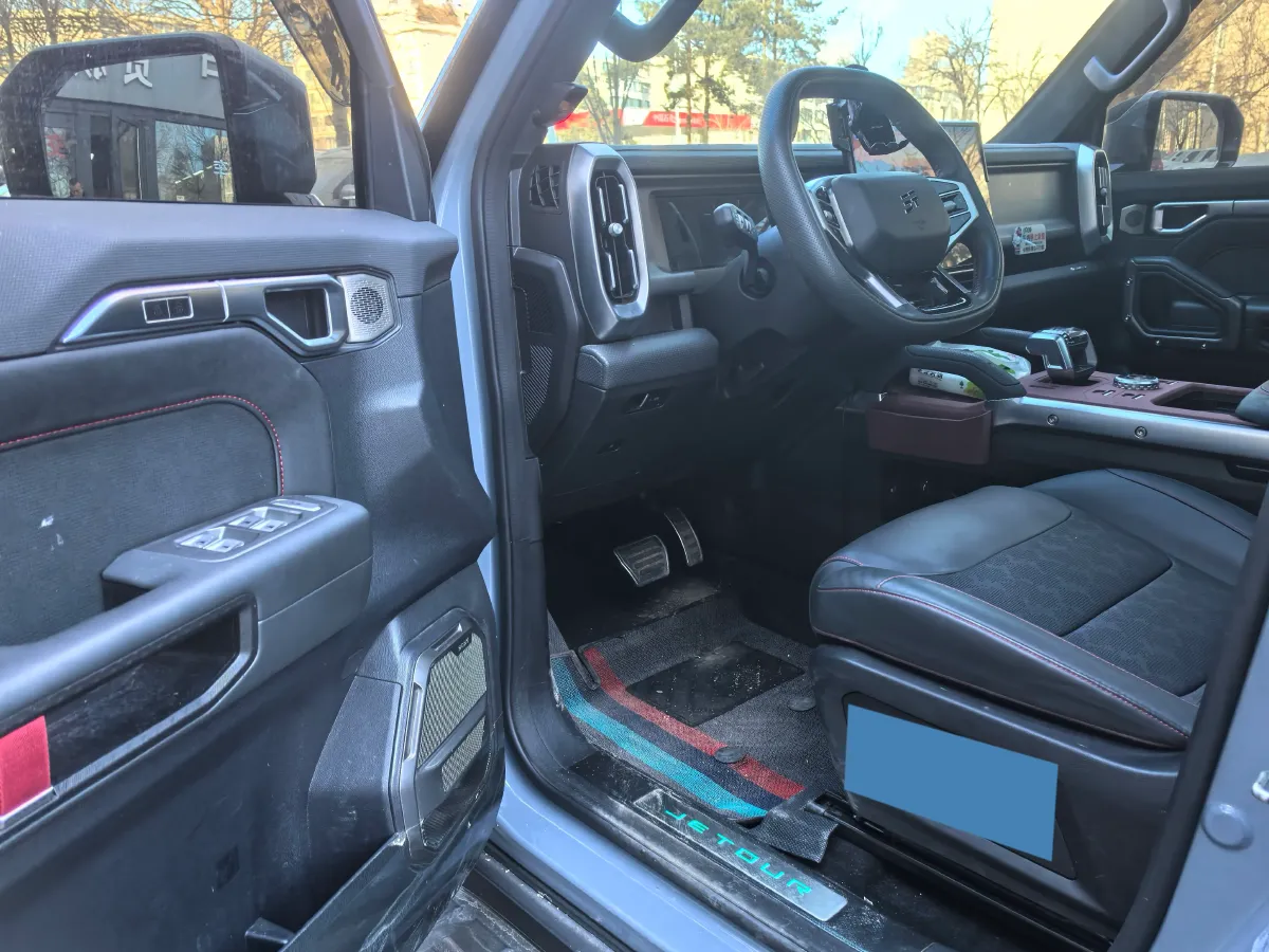 2024 Jetour ShanHai TravellerC-DM 1.5T 156HP L4 3DHT PHEV 43.24KWH,autocango,china used car exporter,china ev exporter,chinese used car exporter,chinese used ev exporter