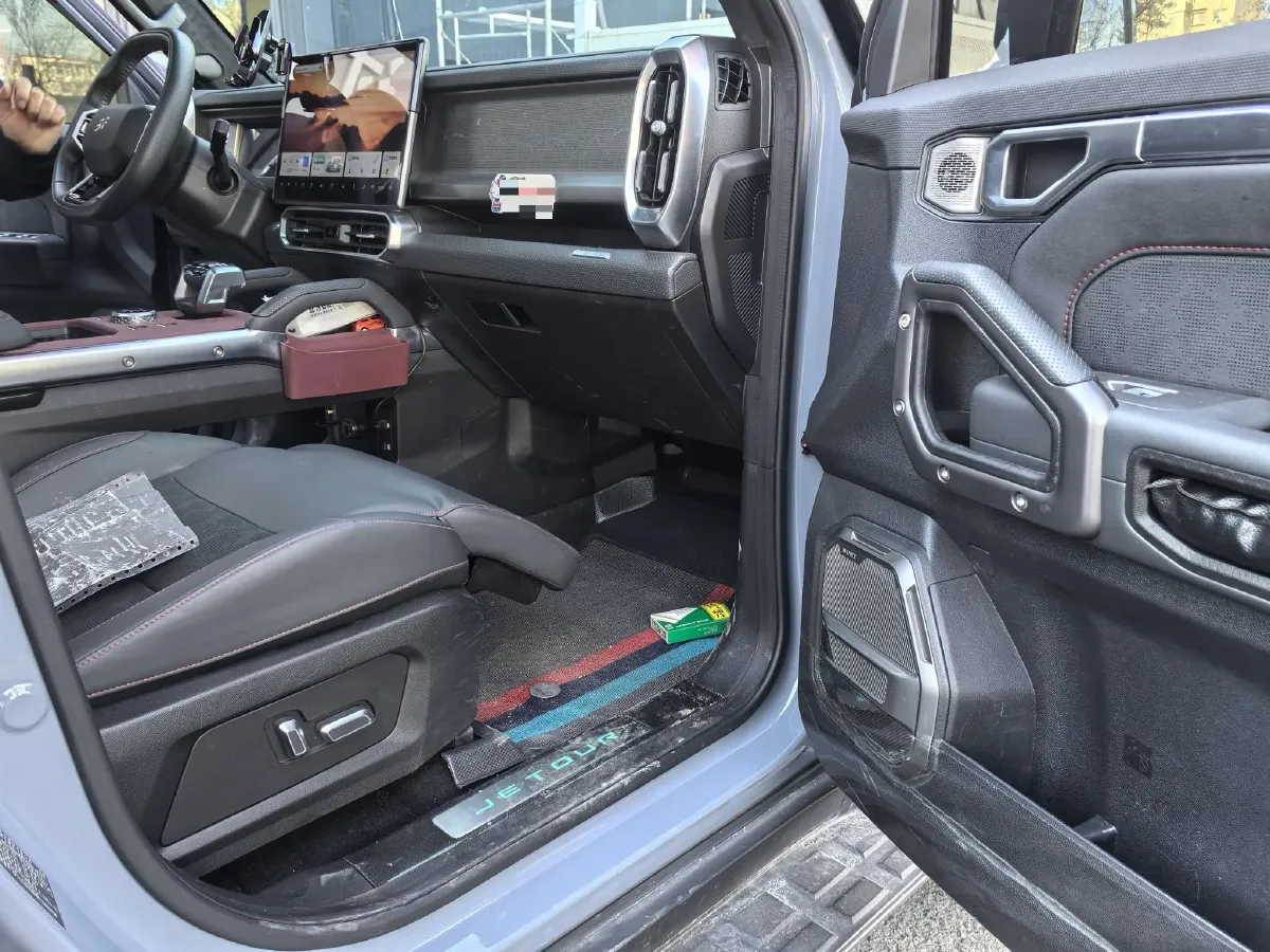 2024 Jetour ShanHai TravellerC-DM 1.5T 156HP L4 3DHT PHEV 43.24KWH,autocango,china used car exporter,china ev exporter,chinese used car exporter,chinese used ev exporter