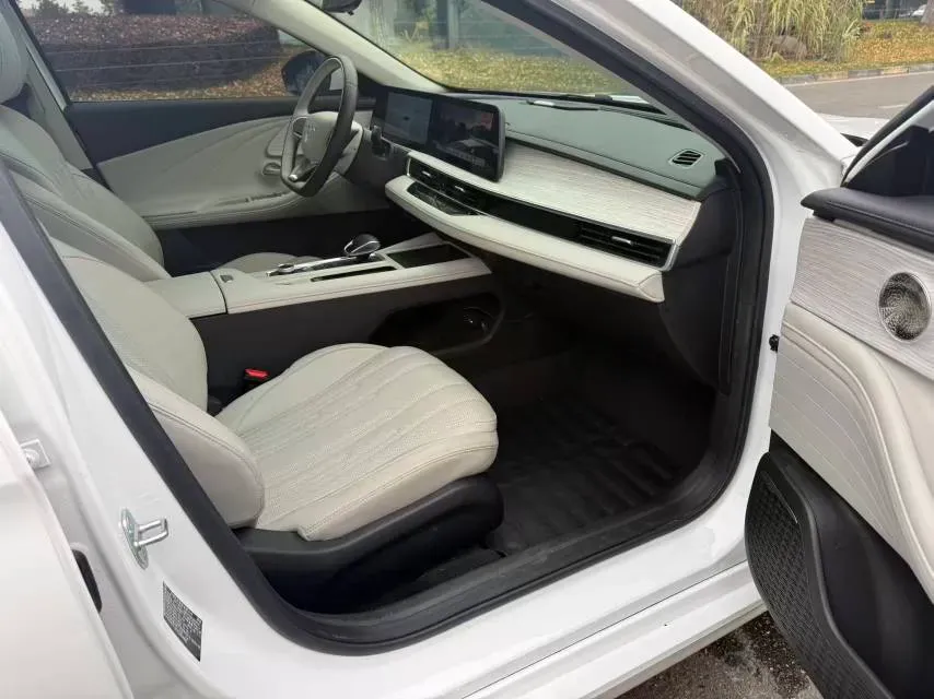 2024 Fulwin FulwinA8 1.5T 156HP L4 1DHT PHEV 18.3KWH,autocango,china used car exporter,china ev exporter,chinese used car exporter,chinese used ev exporter