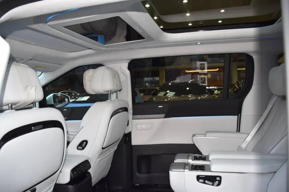 2024 Xpeng X9 BEV 101.5KWH,autocango,china used car exporter,china ev exporter,chinese used car exporter,chinese used ev exporter