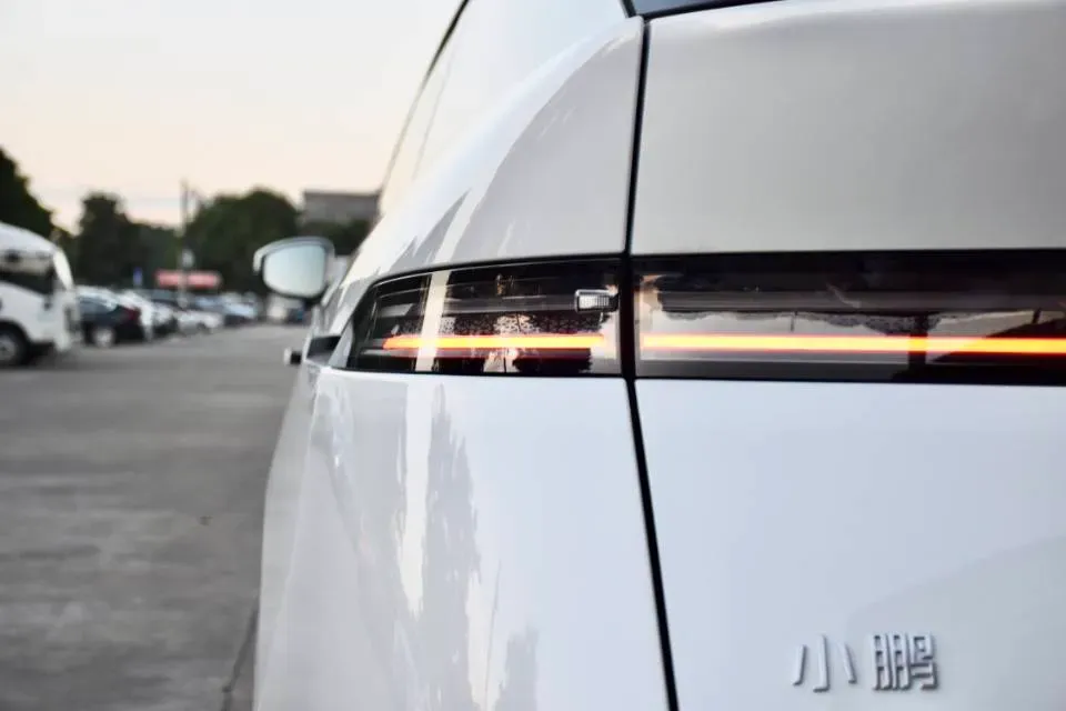 2024 Xpeng X9 BEV 101.5KWH,autocango,china used car exporter,china ev exporter,chinese used car exporter,chinese used ev exporter