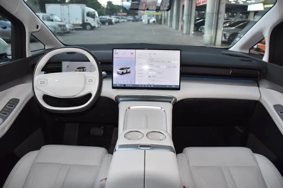 2024 Xpeng X9 BEV 101.5KWH,autocango,china used car exporter,china ev exporter,chinese used car exporter,chinese used ev exporter