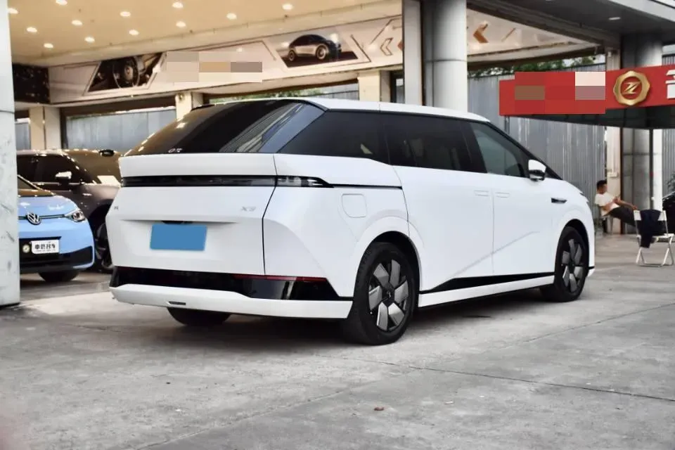 2024 Xpeng X9 BEV 101.5KWH,autocango,china used car exporter,china ev exporter,chinese used car exporter,chinese used ev exporter