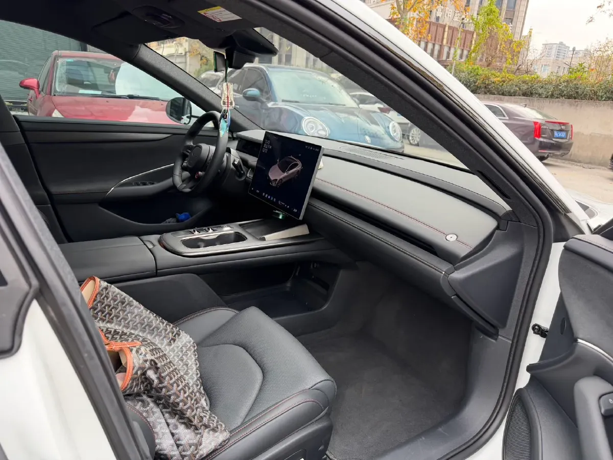 2024 MI SU7 BEV 94.3KWH,autocango,china used car exporter,china ev exporter,chinese used car exporter,chinese used ev exporter