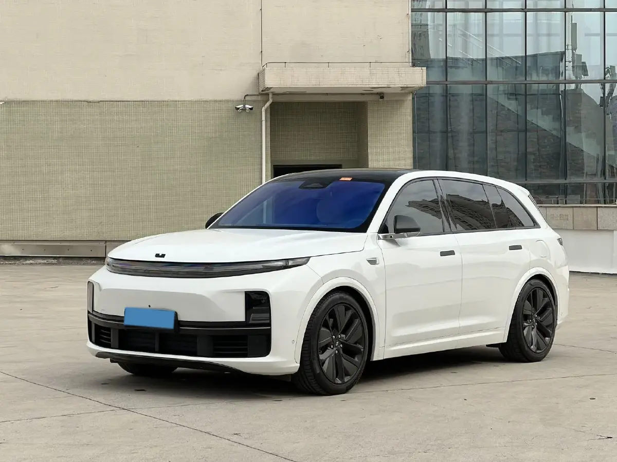 2023 Li L7 Range Extended 154HP REEV 40.9KWH