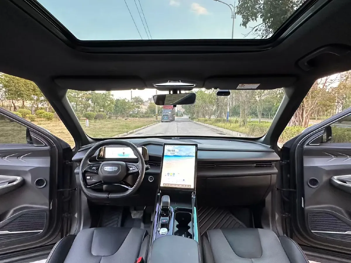 2023 Geely Azkarra 1.5T 181HP L4 7DCT,autocango,china used car exporter,china ev exporter,chinese used car exporter,chinese used ev exporter