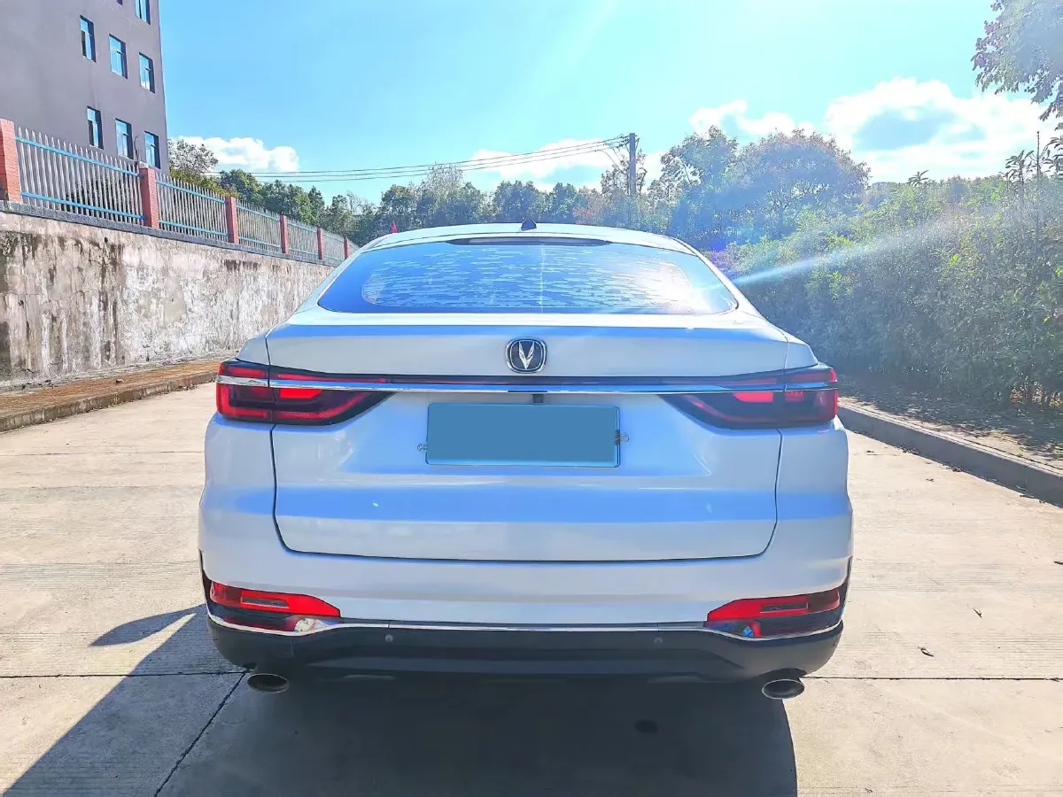 2019 ChangAn CS85 Coupe 1.5T 178HP L4 7DCT,autocango,china used car exporter,china ev exporter,chinese used car exporter,chinese used ev exporter