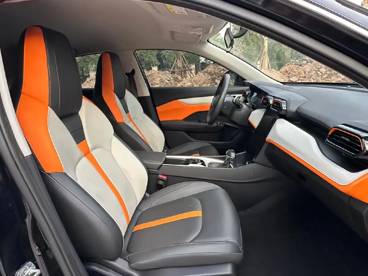 2023 DongFeng Aeolus YiXuan 1.5L 125HP L4 6DCT,autocango,china used car exporter,china ev exporter,chinese used car exporter,chinese used ev exporter