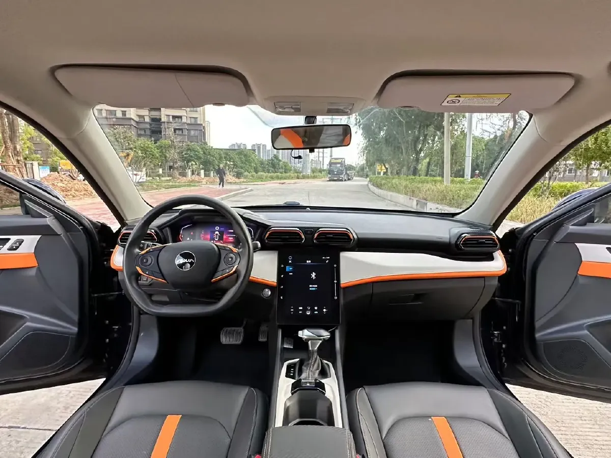 2023 DongFeng Aeolus YiXuan 1.5L 125HP L4 6DCT,autocango,china used car exporter,china ev exporter,chinese used car exporter,chinese used ev exporter