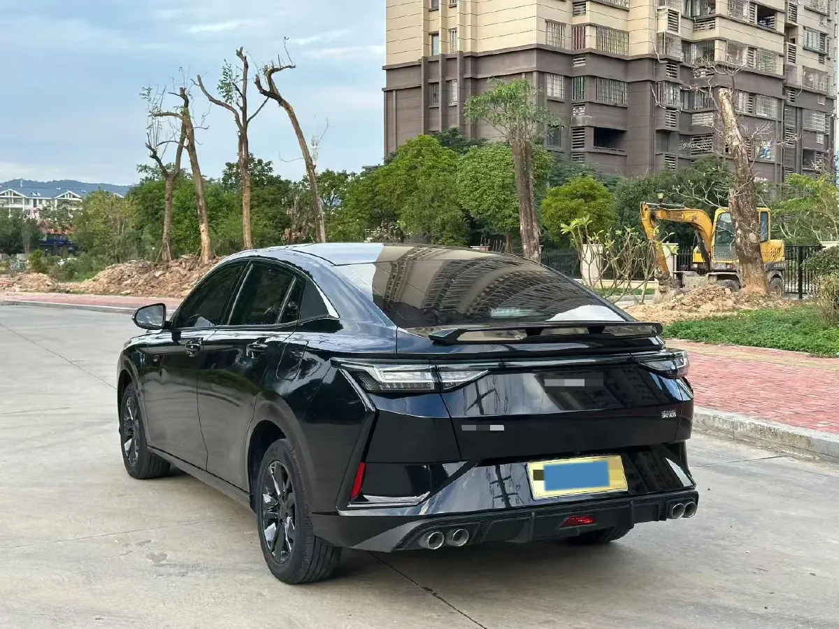 2023 DongFeng Aeolus YiXuan 1.5L 125HP L4 6DCT,autocango,china used car exporter,china ev exporter,chinese used car exporter,chinese used ev exporter