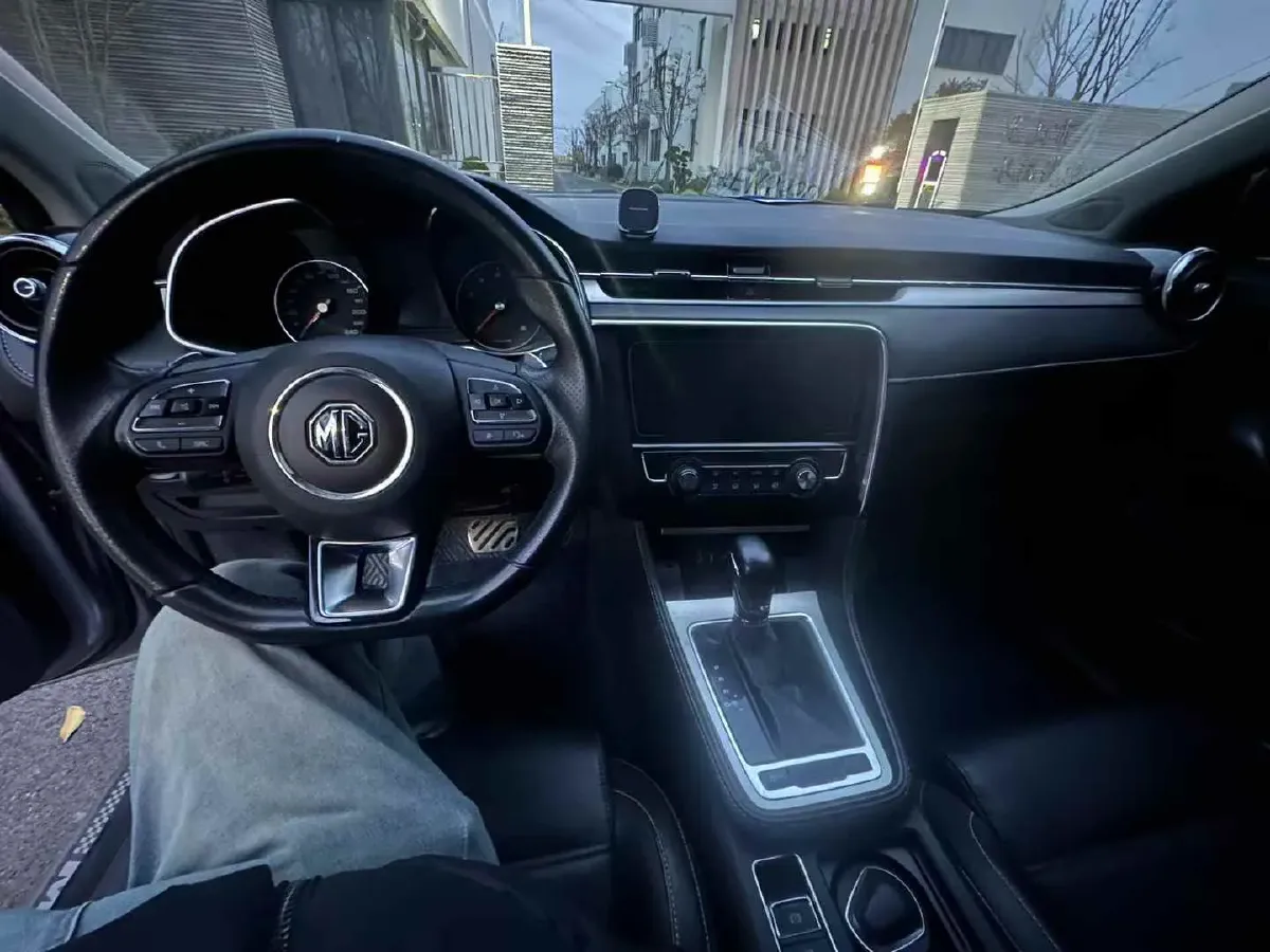 2018 MG MG6 1.5T 169HP L4 7DCT,autocango,china used car exporter,china ev exporter,chinese used car exporter,chinese used ev exporter